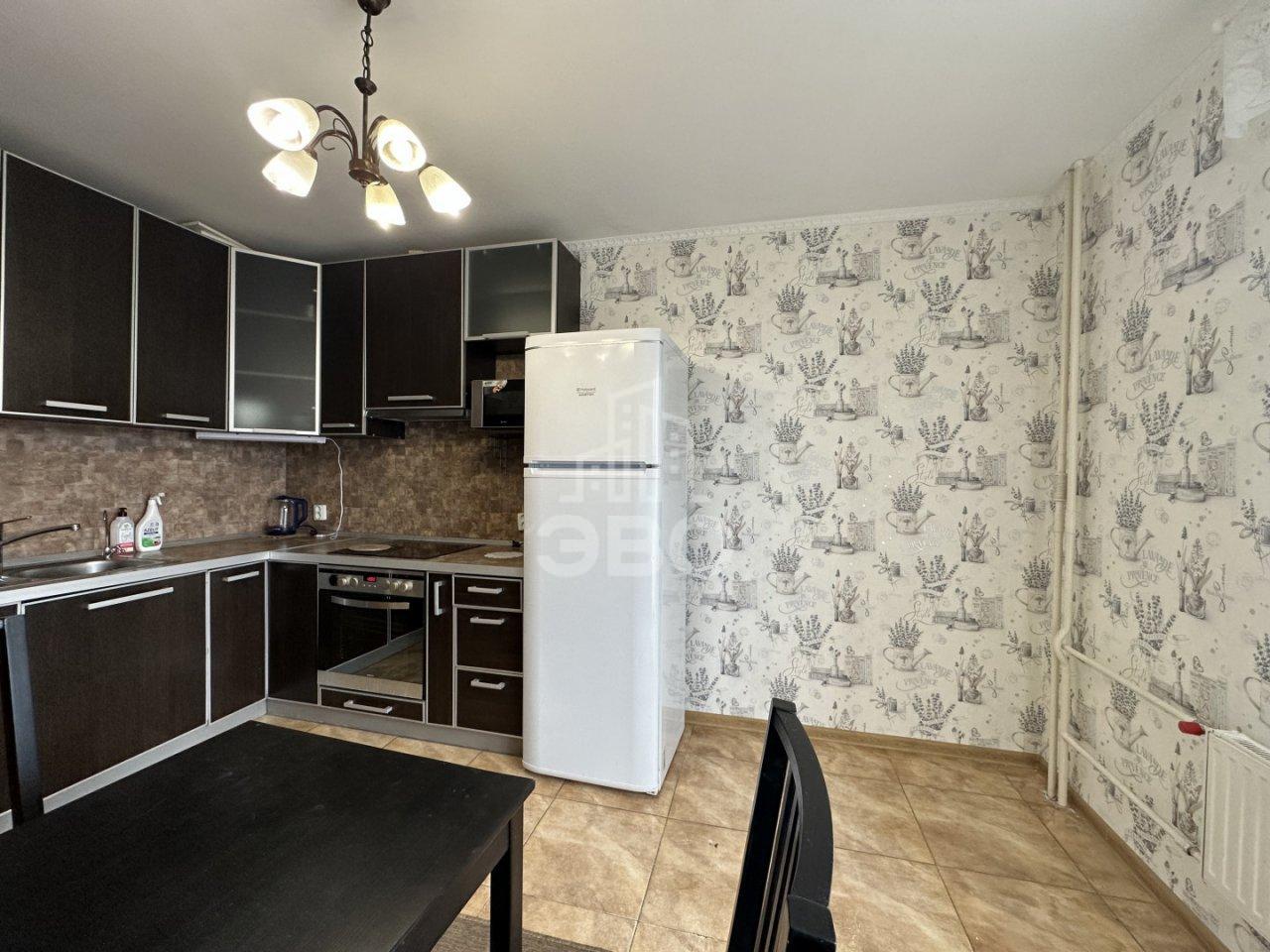 однокомнатная квартира в Санкт-Петербурге по адресу: Подвойского ул., 24, к 3