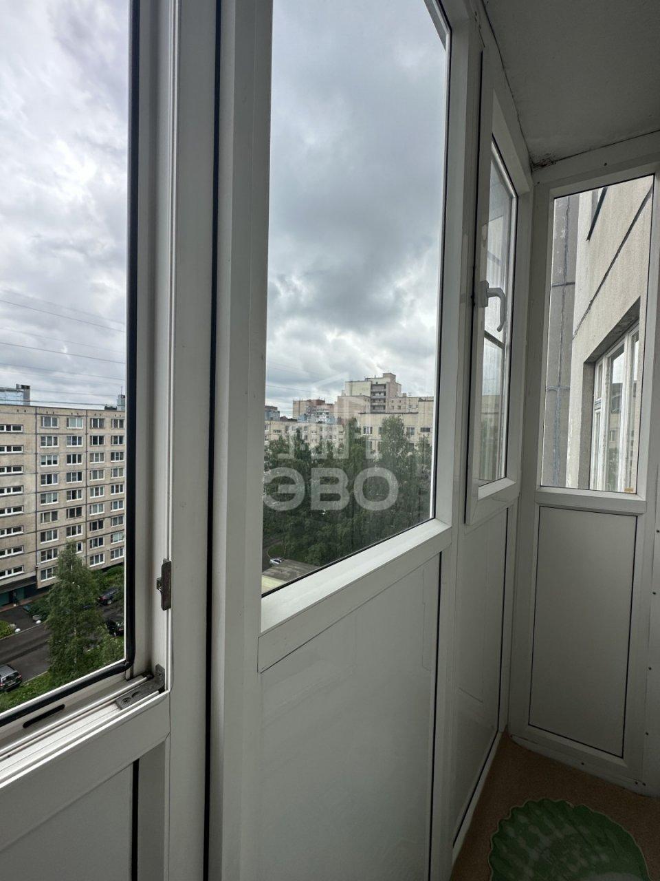 однокомнатная квартира в Санкт-Петербурге по адресу: Подвойского ул., 24, к 3