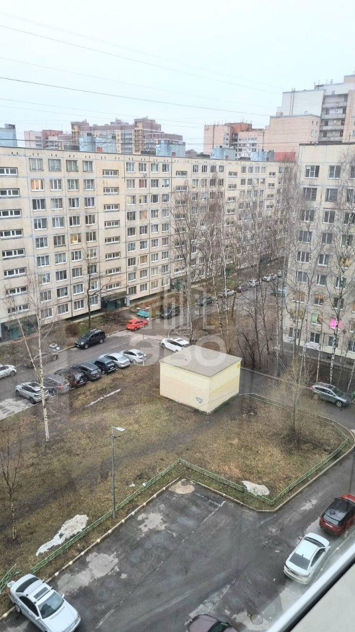 однокомнатная квартира в Санкт-Петербурге по адресу: Подвойского ул., 24, к 3