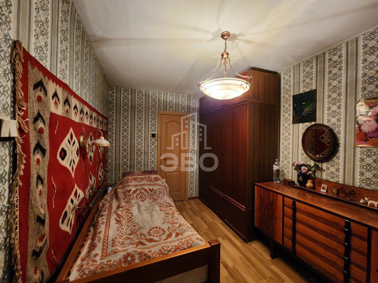 трехкомнатная квартира в Санкт-Петербурге по адресу: Лёни Голикова ул., 25, литера А