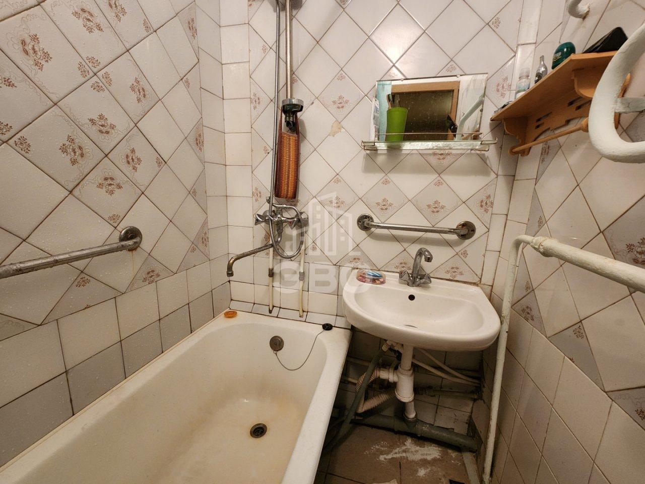 трехкомнатная квартира в Санкт-Петербурге по адресу: Лёни Голикова ул., 25, литера А