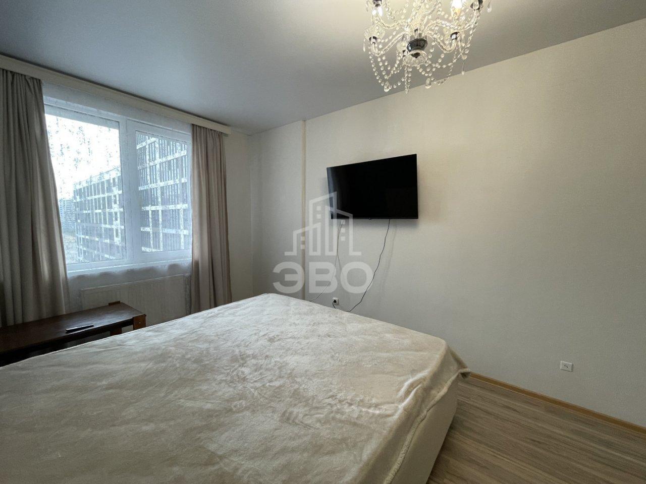 однокомнатная квартира в Санкт-Петербурге по адресу: Вадима Шефнера ул., 12, к 1, строение 1