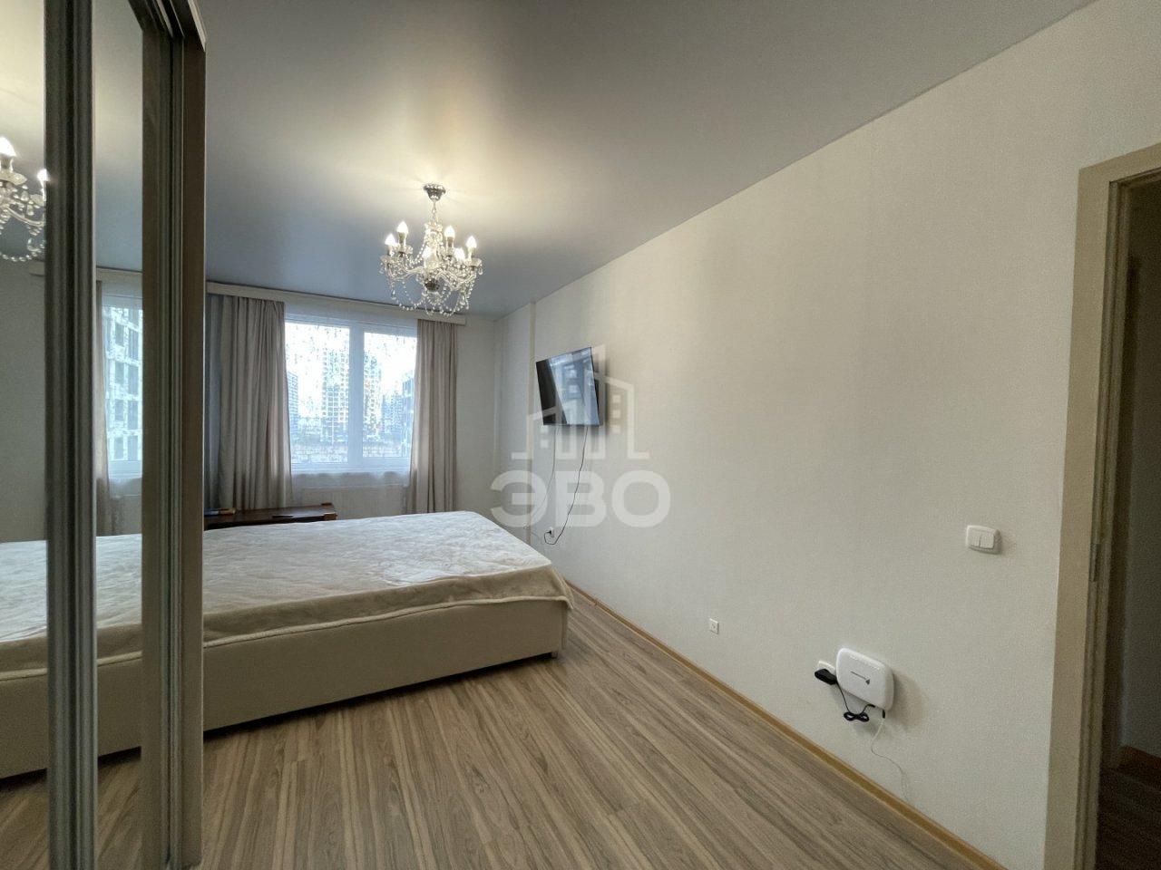 однокомнатная квартира в Санкт-Петербурге по адресу: Вадима Шефнера ул., 12, к 1, строение 1