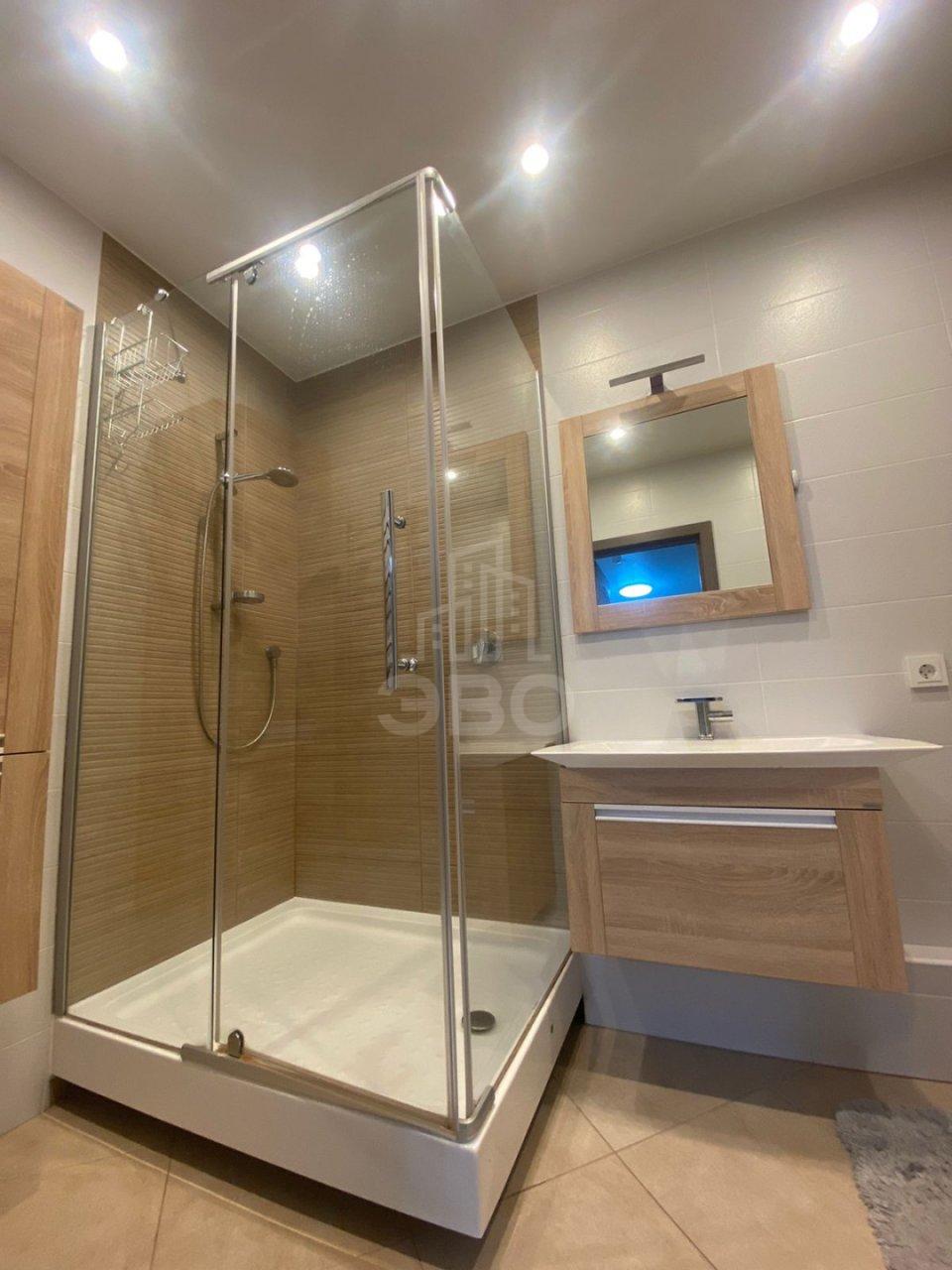 двухкомнатная квартира в Санкт-Петербурге по адресу: Парфеновская ул., 9, к 1, строение 1