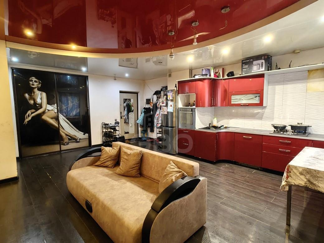 четырехкомнатная квартира в Санкт-Петербурге по адресу: Ропшинское ш., 3, к 2