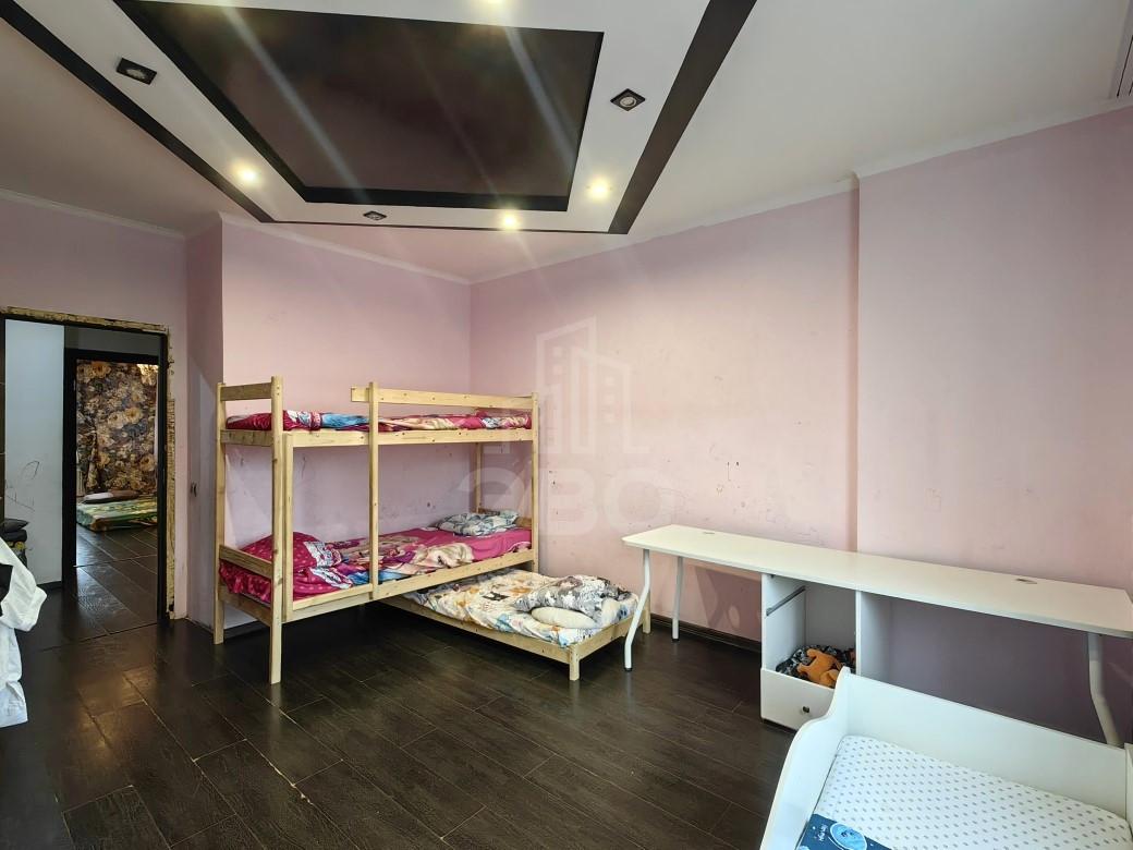 четырехкомнатная квартира в Санкт-Петербурге по адресу: Ропшинское ш., 3, к 2