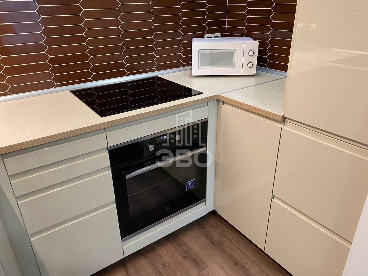 однокомнатная квартира в Санкт-Петербурге по адресу: Яхтенная ул., 24