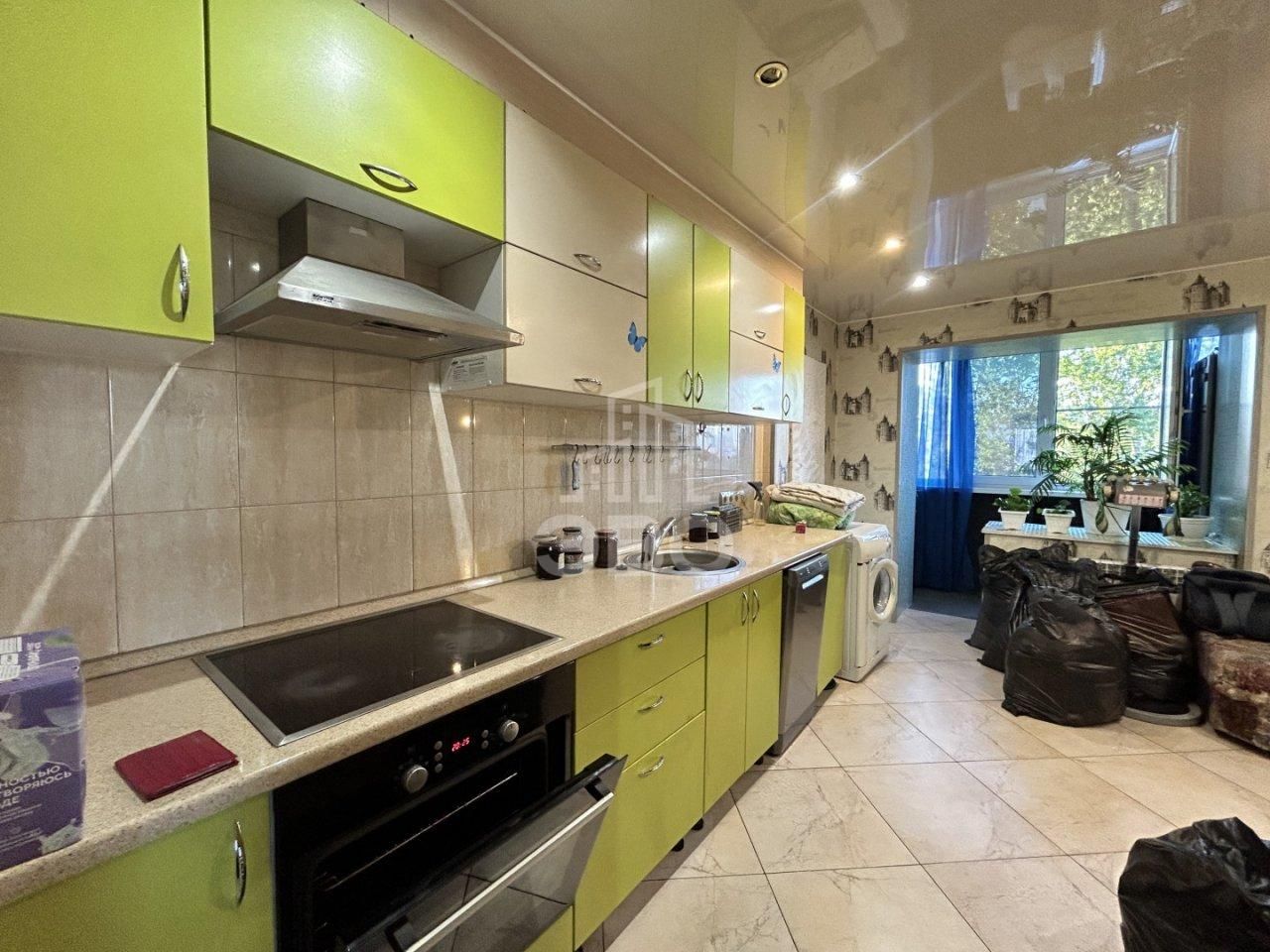 комната в Санкт-Петербурге по адресу: Сантьяго-де-Куба ул., 4, к 1