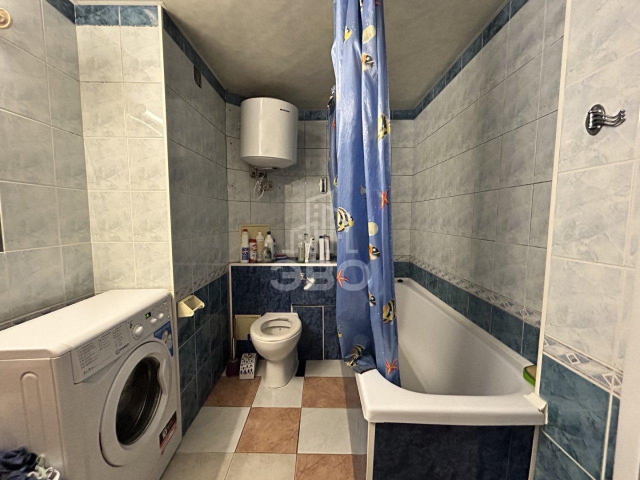 комната в Санкт-Петербурге по адресу: Сантьяго-де-Куба ул., 4, к 1