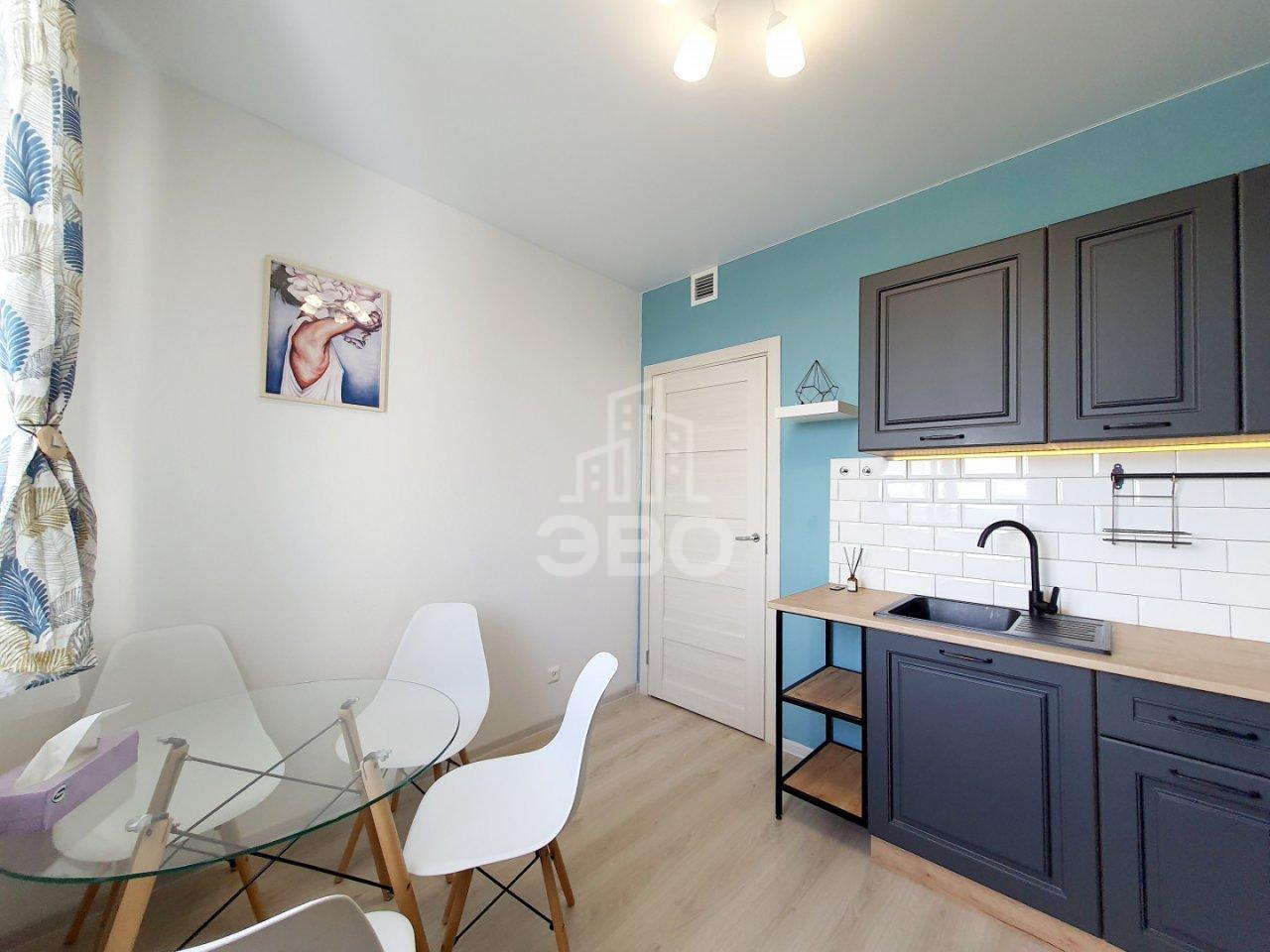 однокомнатная квартира в Санкт-Петербурге по адресу: Парашютная ул., 42, к 1