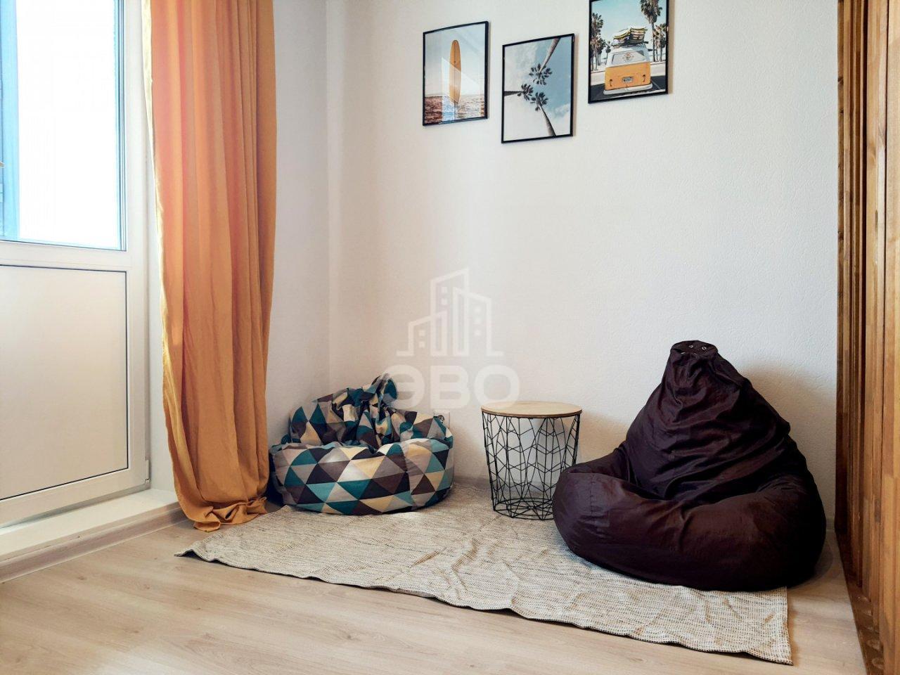 однокомнатная квартира в Санкт-Петербурге по адресу: Парашютная ул., 42, к 1