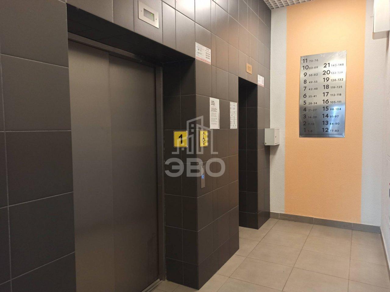 однокомнатная квартира в Санкт-Петербурге по адресу: Чарушинская ул., 24, к 1