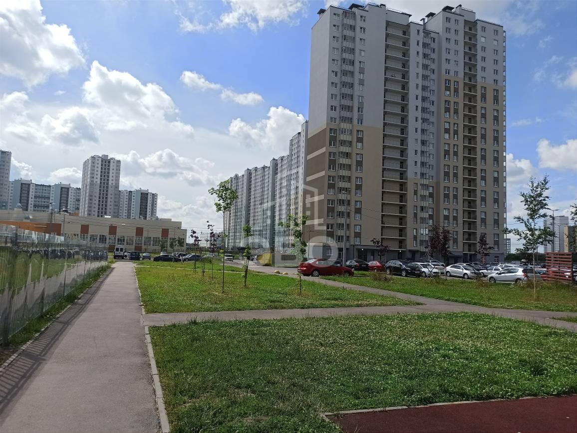 однокомнатная квартира в Санкт-Петербурге по адресу: Чарушинская ул., 24, к 1