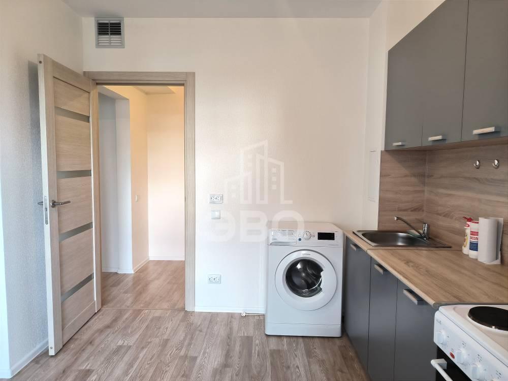 однокомнатная квартира в Санкт-Петербурге по адресу: Чарушинская ул., 24, к 1