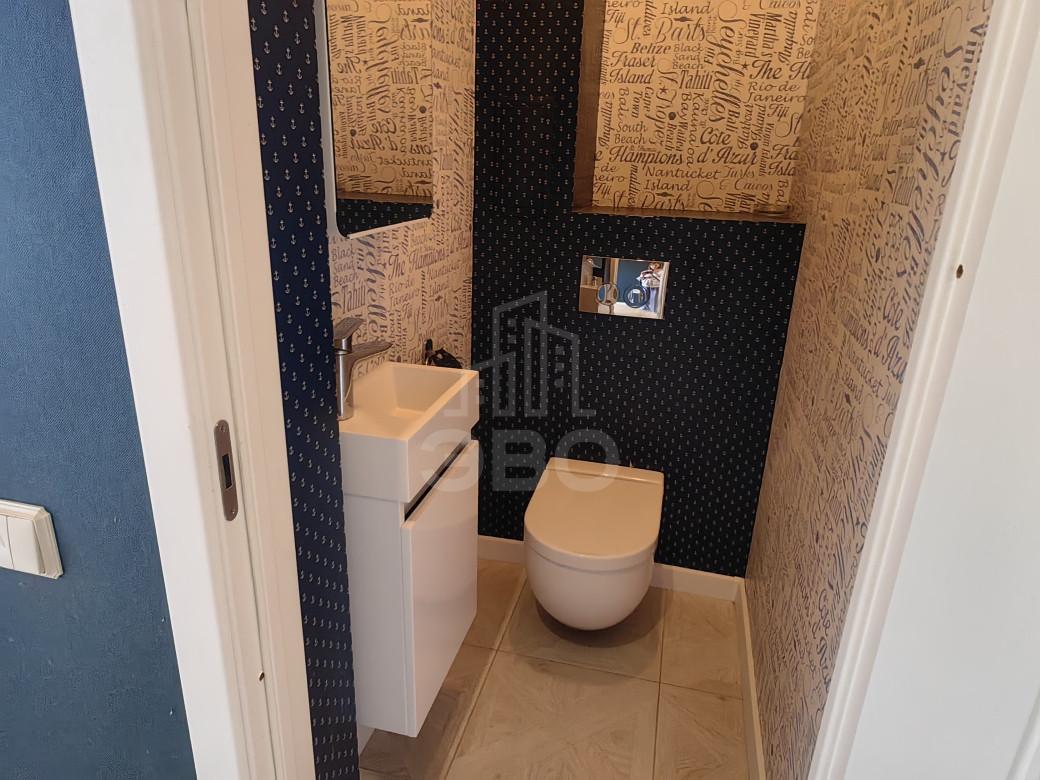 трехкомнатная квартира в Санкт-Петербурге по адресу: Шоссе в Лаврики ул., 74, к 1