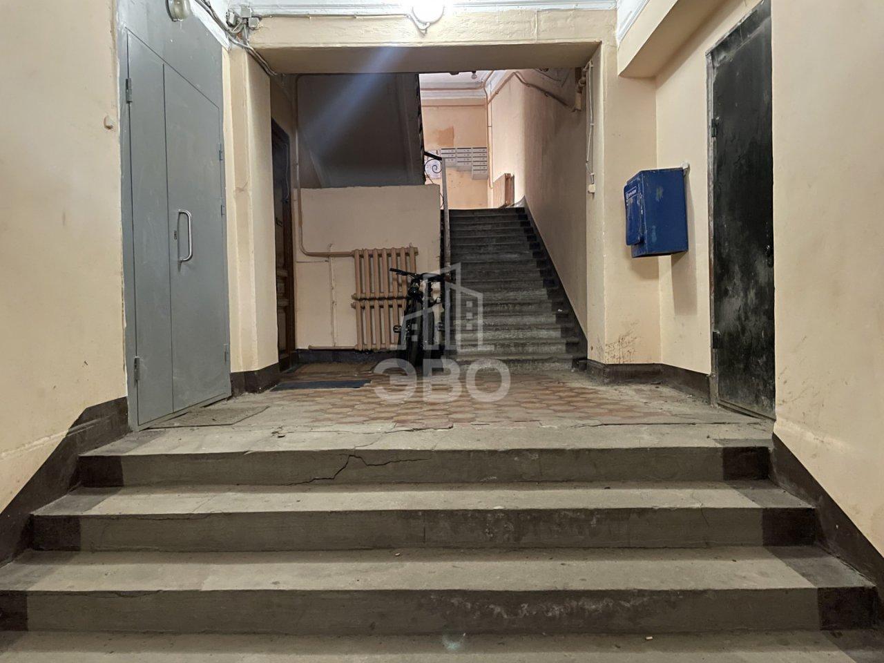 комната в Санкт-Петербурге по адресу: Кирилловская ул., 18