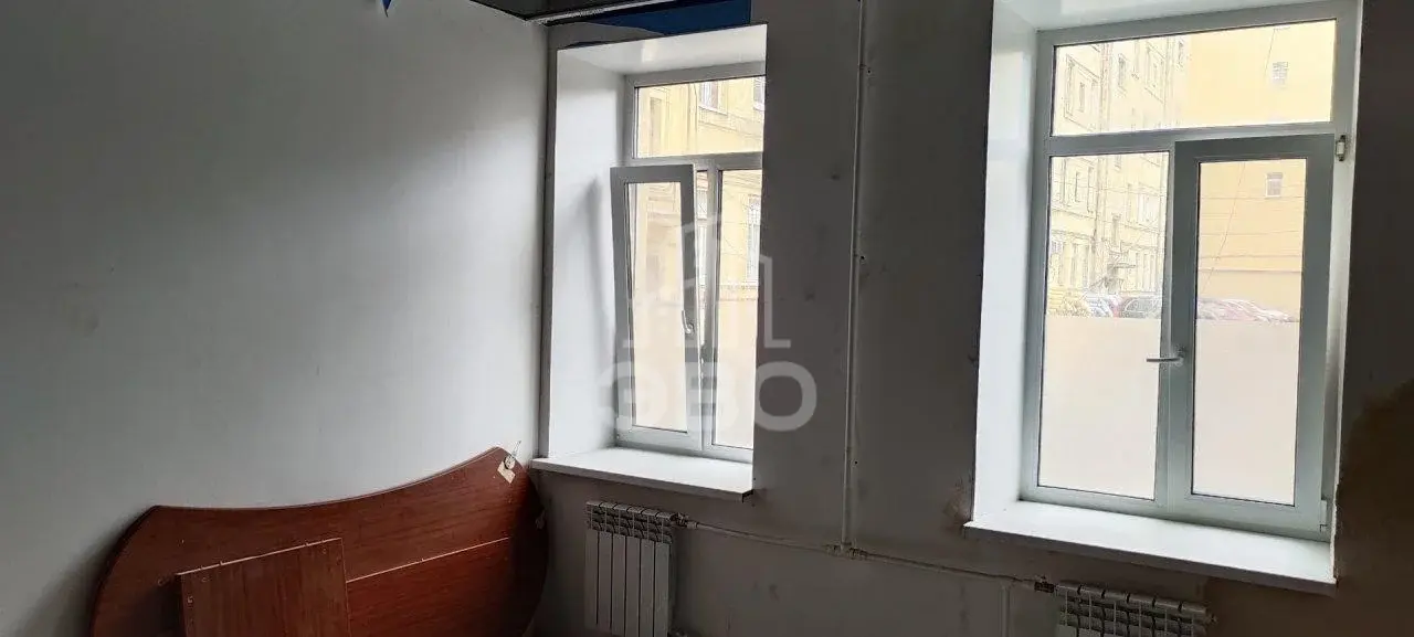 трехкомнатная квартира в Санкт-Петербурге по адресу: Бородинская ул., 13, литера А