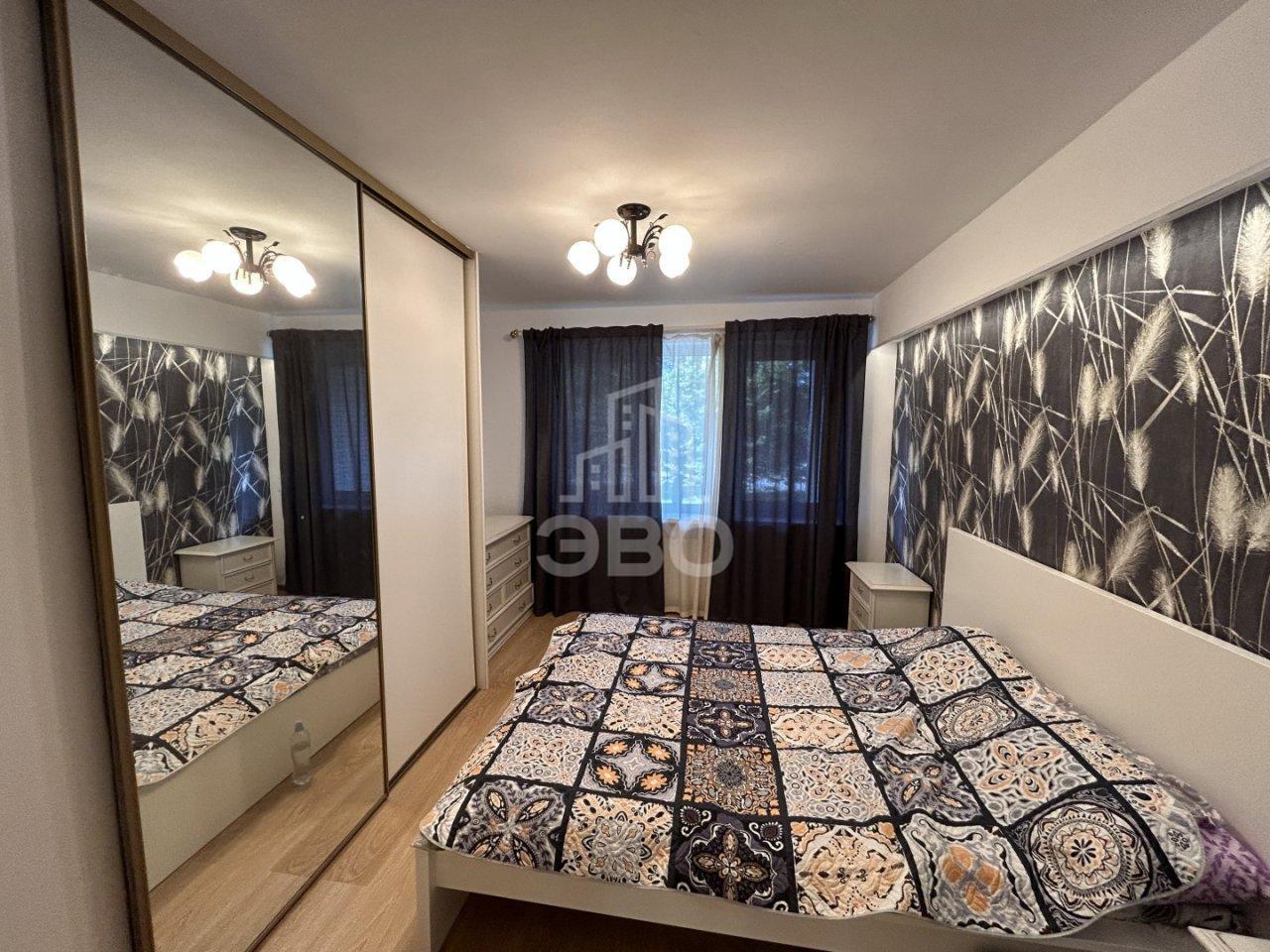 трехкомнатная квартира в Санкт-Петербурге по адресу: Кораблестроителей ул., 23