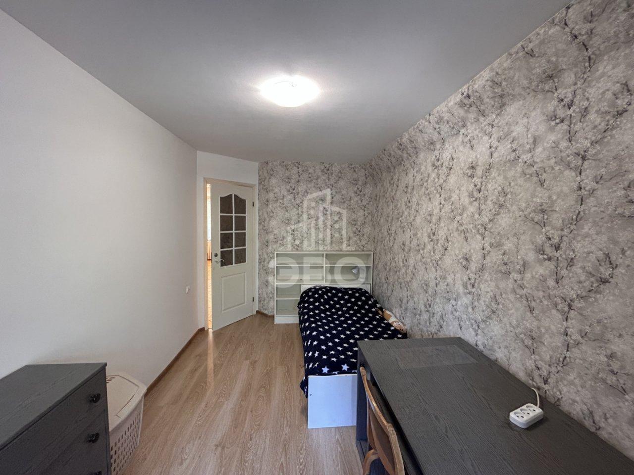 трехкомнатная квартира в Санкт-Петербурге по адресу: Кораблестроителей ул., 23