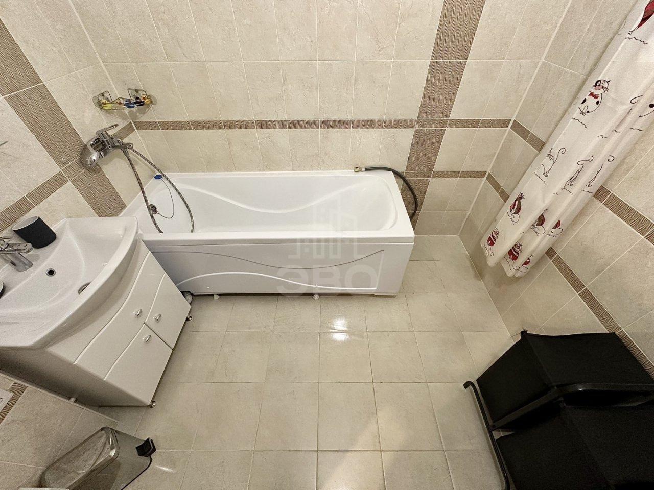 трехкомнатная квартира в Ленинградской области по адресу: Менделеева б-р., 12, к 1