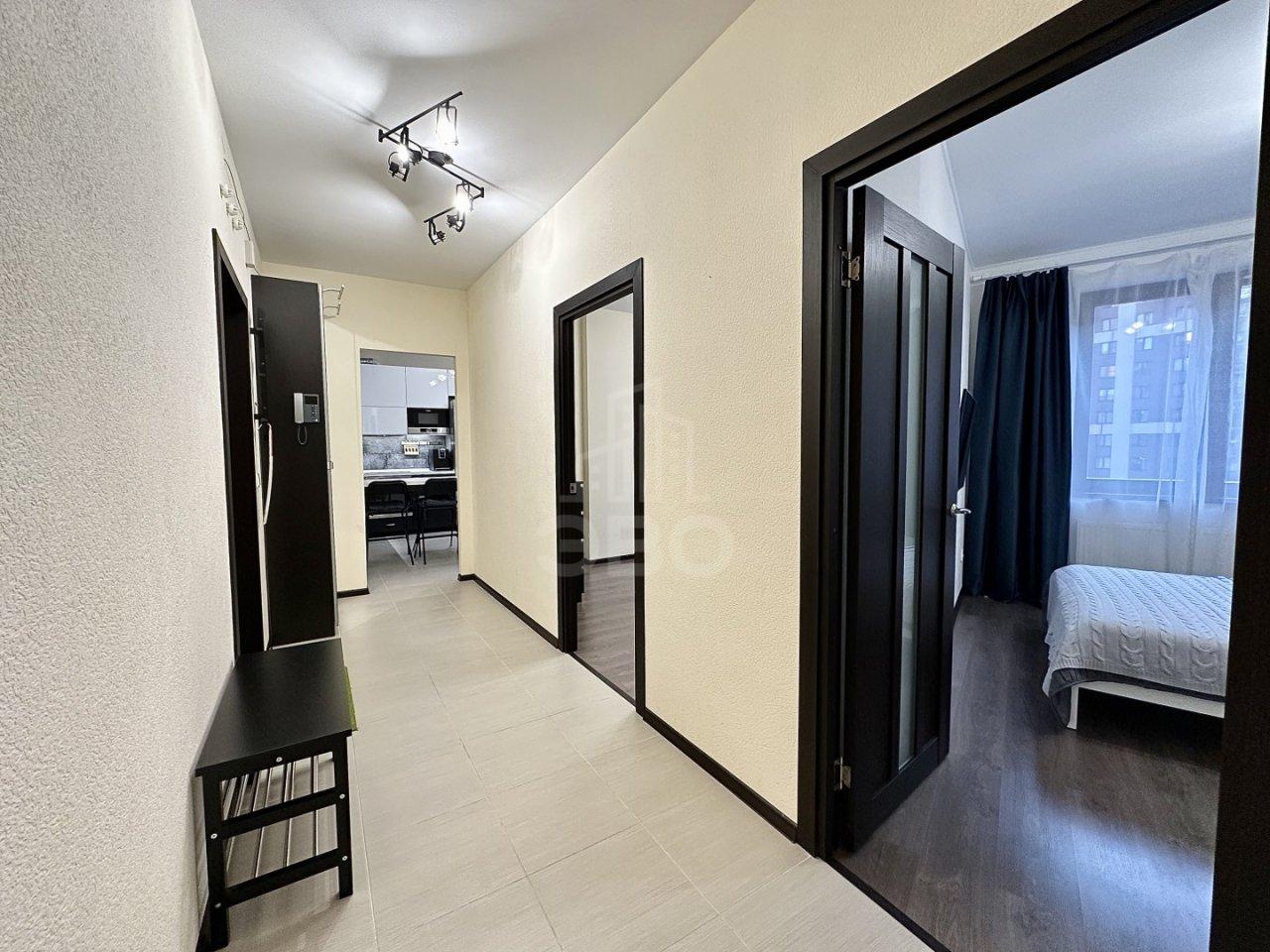 трехкомнатная квартира в Ленинградской области по адресу: Менделеева б-р., 12, к 1