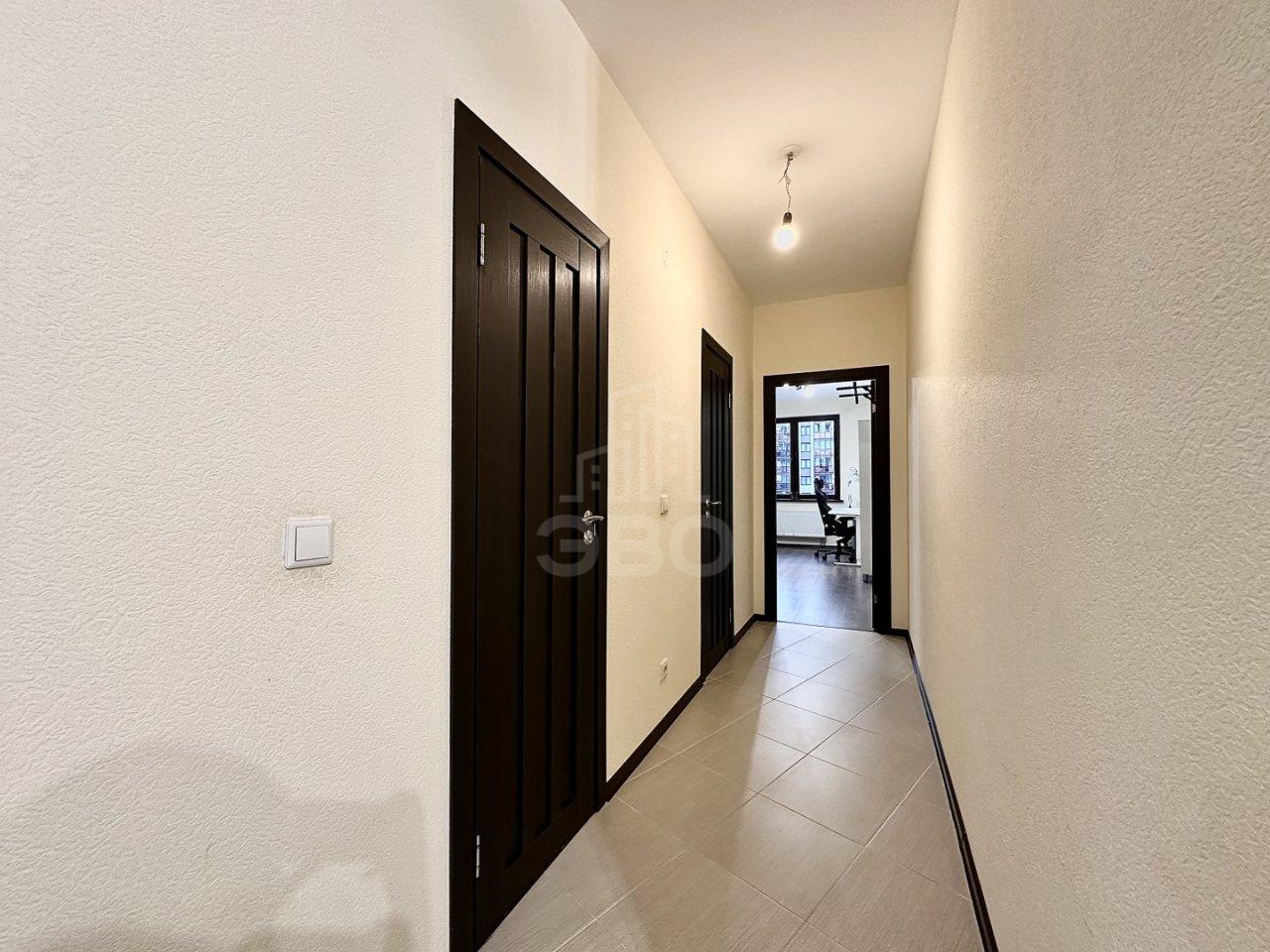 трехкомнатная квартира в Ленинградской области по адресу: Менделеева б-р., 12, к 1