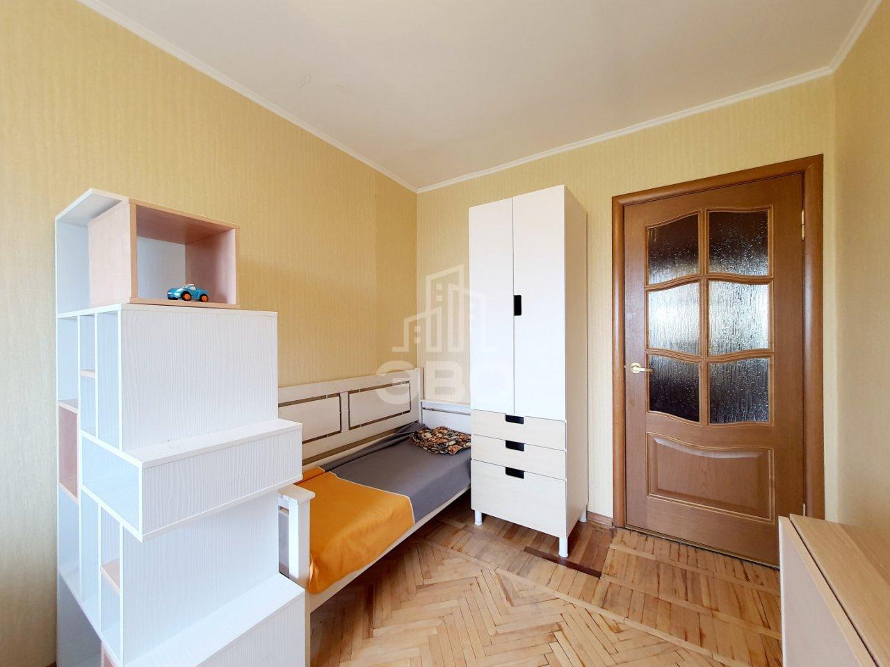 трехкомнатная квартира в Санкт-Петербурге по адресу: Ленинский проспект, 124