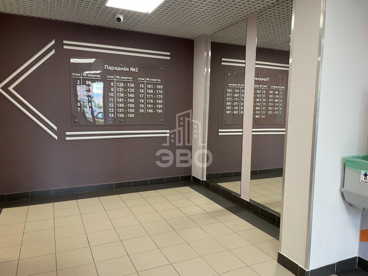 трехкомнатная квартира в Санкт-Петербурге по адресу: Богословская ул., 4, к 1