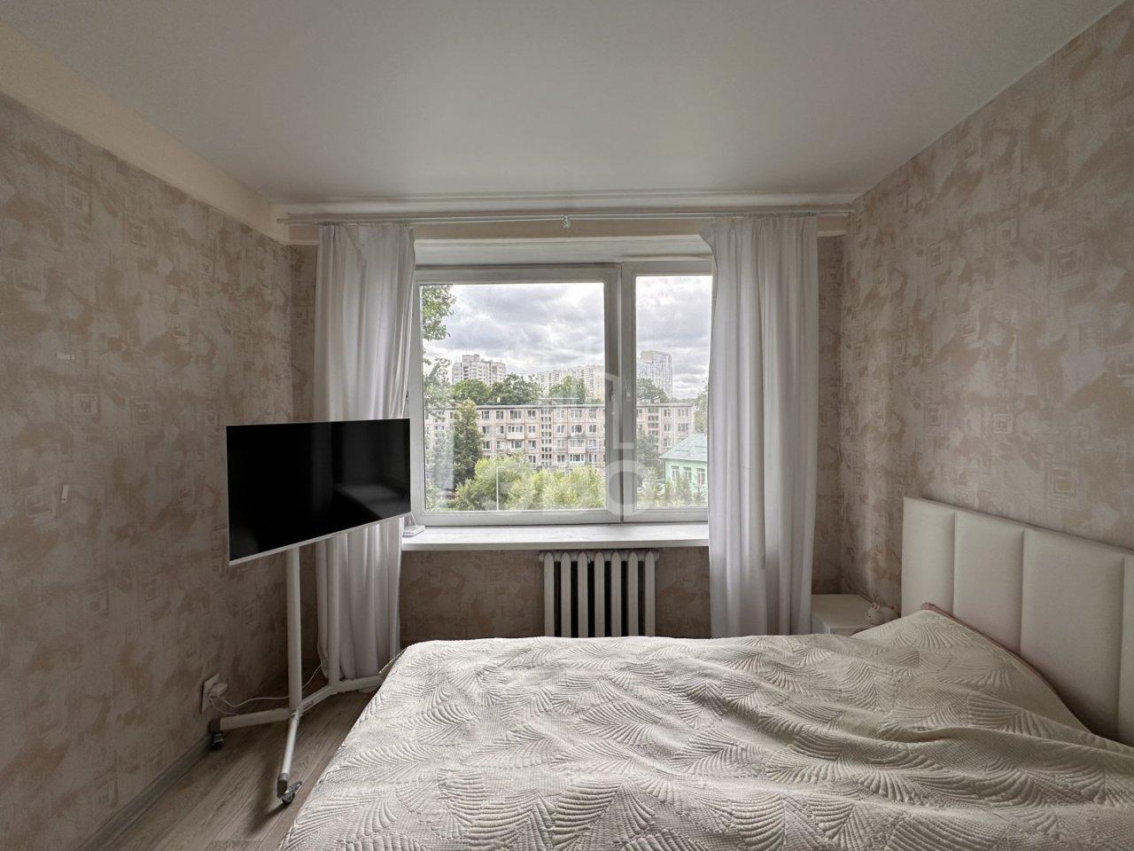 однокомнатная квартира в Санкт-Петербурге по адресу: Бабушкина ул., 107