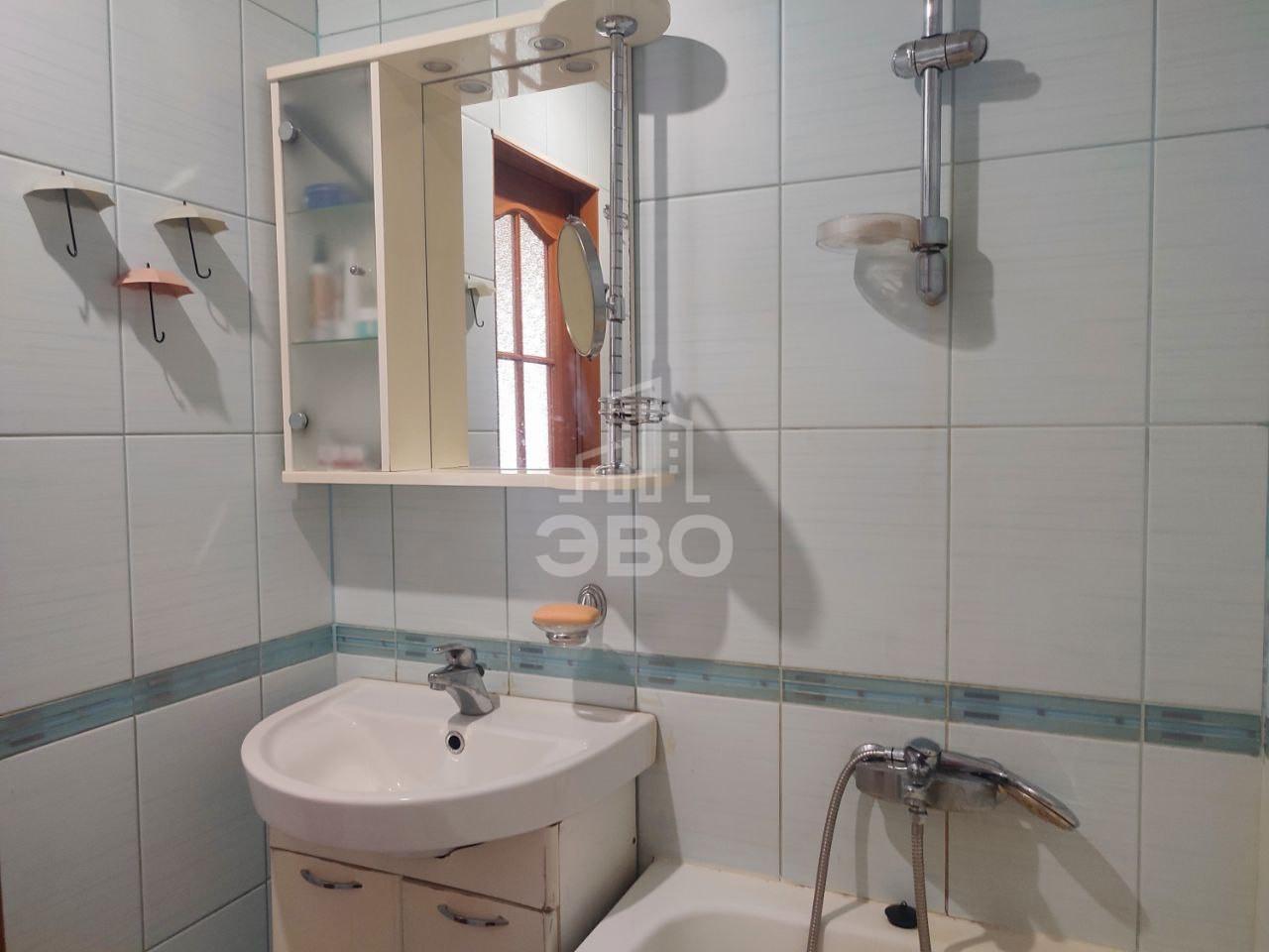 однокомнатная квартира в Санкт-Петербурге по адресу: Художников проспект, 13, к 2