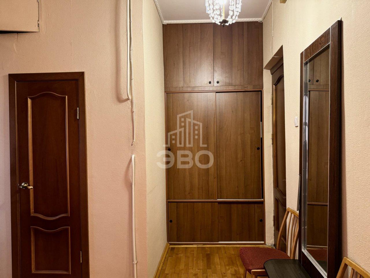 двухкомнатная квартира в Санкт-Петербурге по адресу: Кронверкский проспект, 27