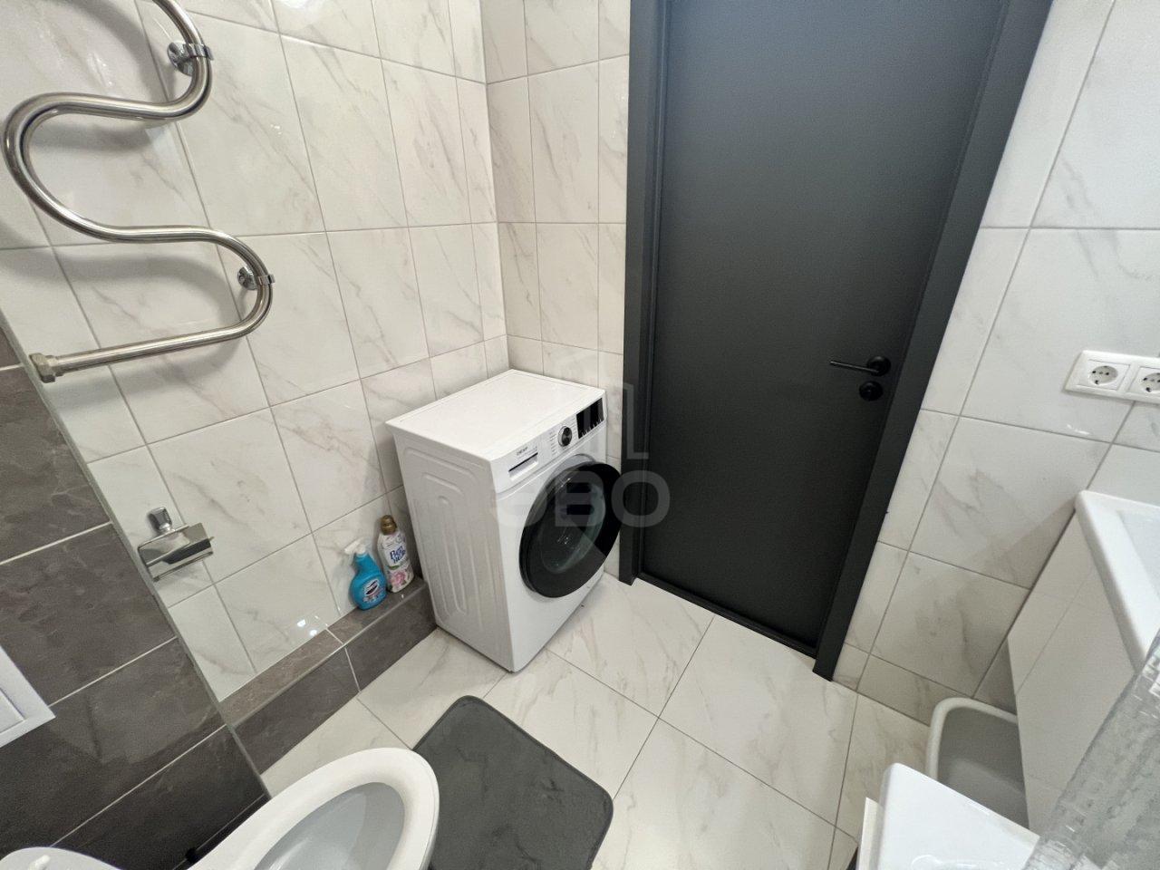 однокомнатная квартира в Санкт-Петербурге по адресу: Фёдора Абрамова ул., 4, строение 1