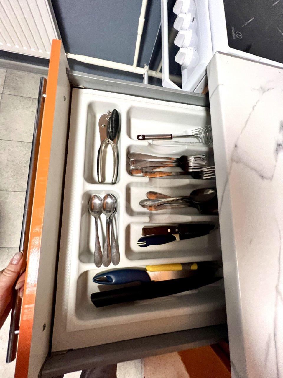 однокомнатная квартира в Санкт-Петербурге по адресу: Фёдора Абрамова ул., 4, строение 1