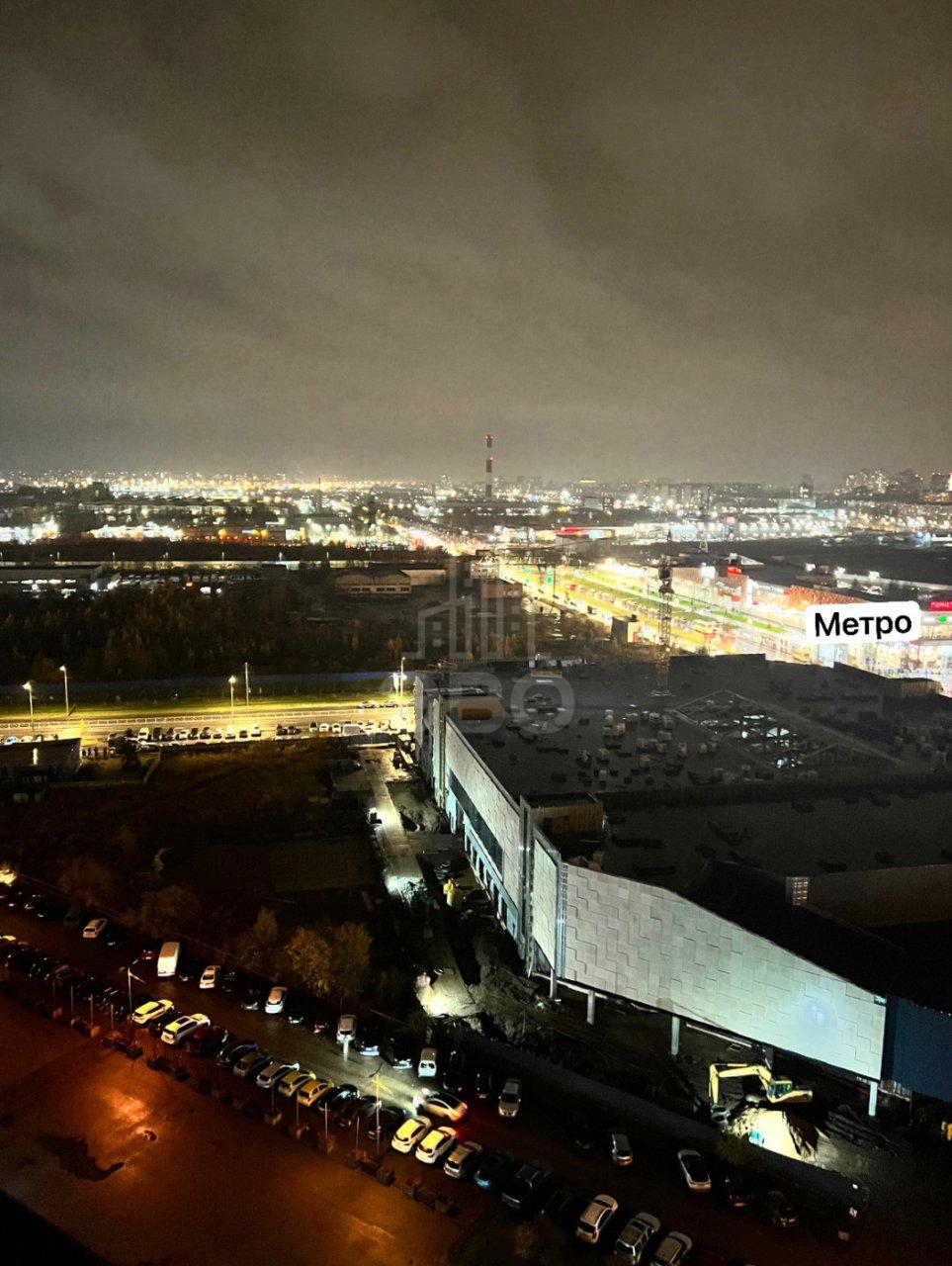 однокомнатная квартира в Санкт-Петербурге по адресу: Фёдора Абрамова ул., 4, строение 1