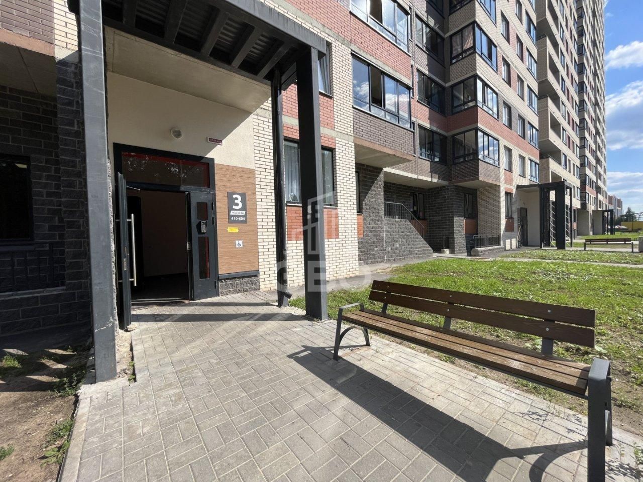 однокомнатная квартира в Санкт-Петербурге по адресу: Шоссе в Лаврики ул., 64, к 3