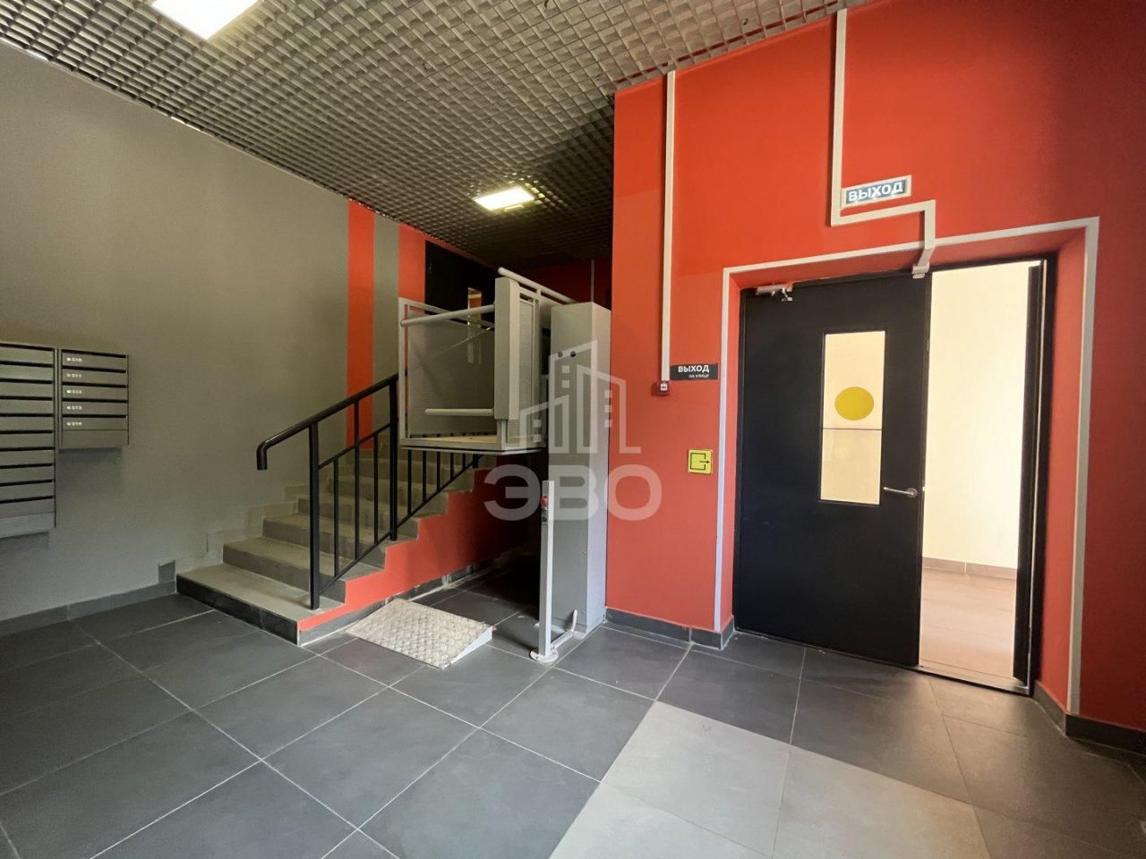 однокомнатная квартира в Санкт-Петербурге по адресу: Шоссе в Лаврики ул., 64, к 3