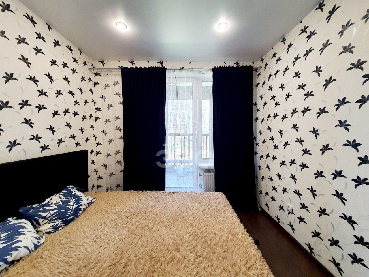 однокомнатная квартира в Санкт-Петербурге по адресу: Октябрьская наб., 34, к 4