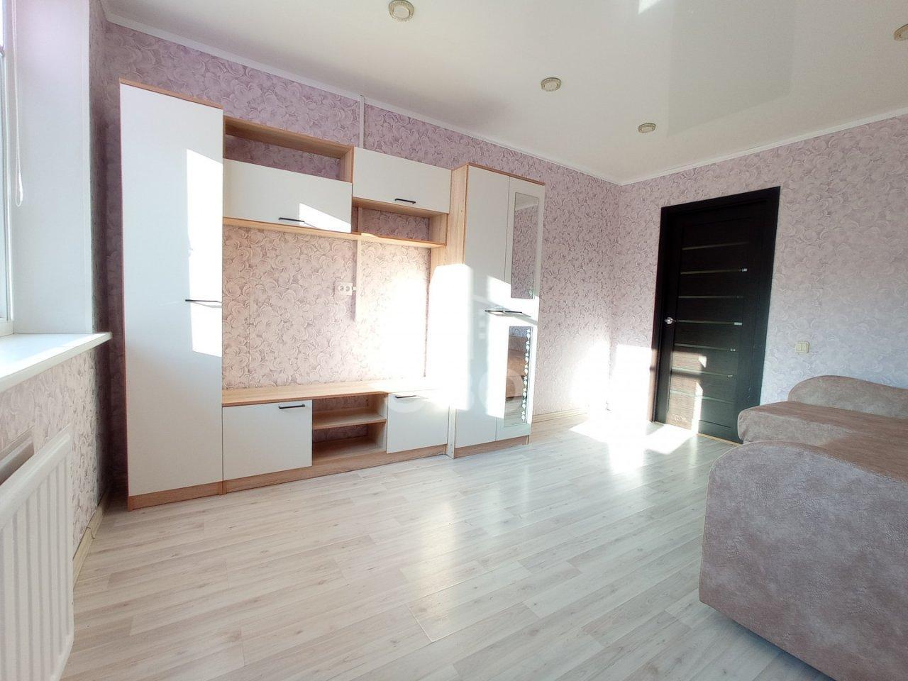 комната в Санкт-Петербурге по адресу: Пятилеток проспект, 7, к 2