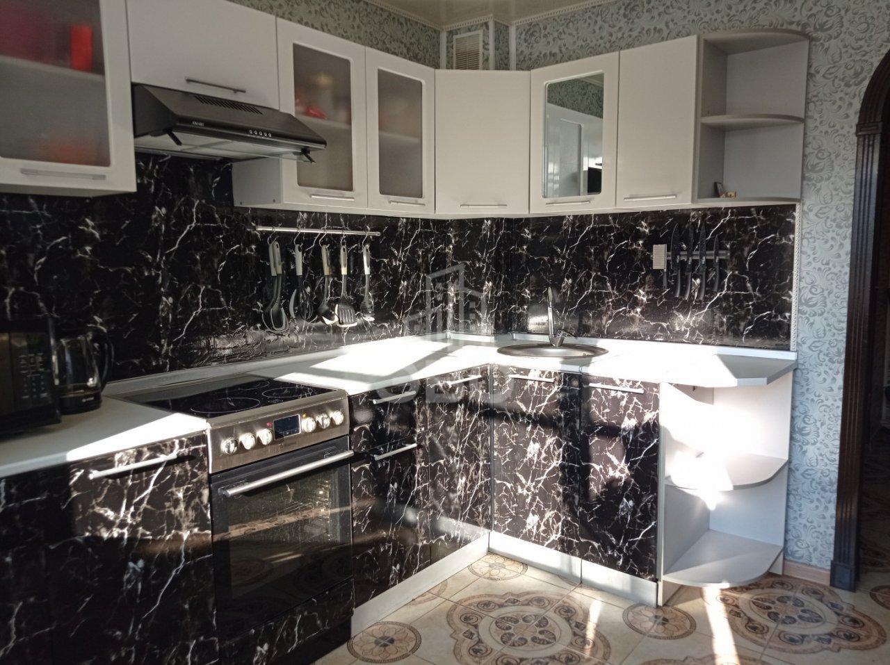 комната в Санкт-Петербурге по адресу: Пятилеток проспект, 7, к 2