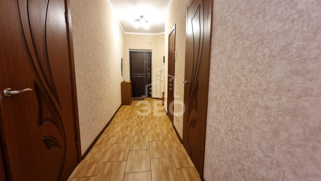 трехкомнатная квартира в Санкт-Петербурге по адресу: Пролетарская ул., 48, к 2