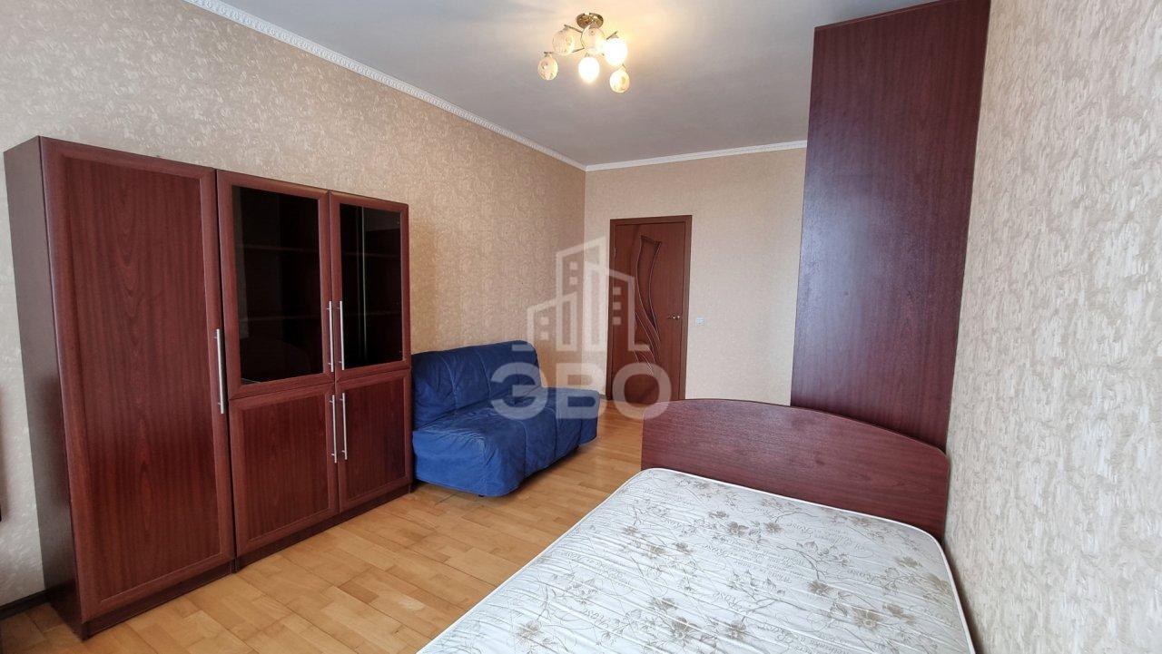 трехкомнатная квартира в Санкт-Петербурге по адресу: Пролетарская ул., 48, к 2