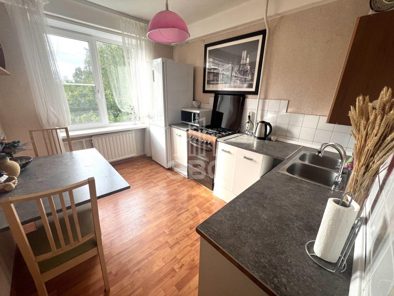 двухкомнатная квартира в Санкт-Петербурге по адресу: Софьи Ковалевской ул., 5, к 6