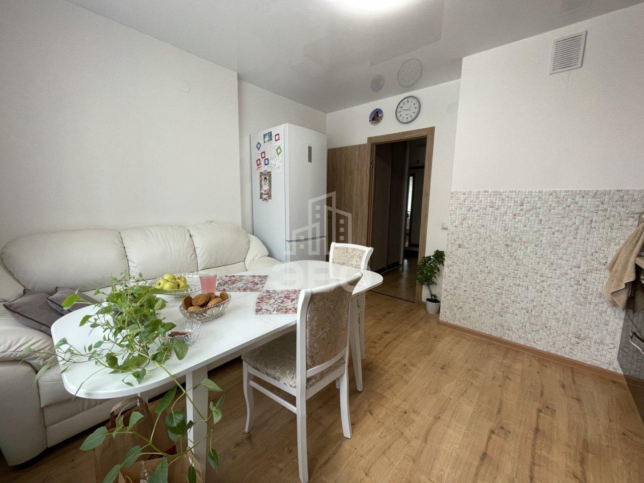 двухкомнатная квартира в Санкт-Петербурге по адресу: Славянская ул., 28, строение 1