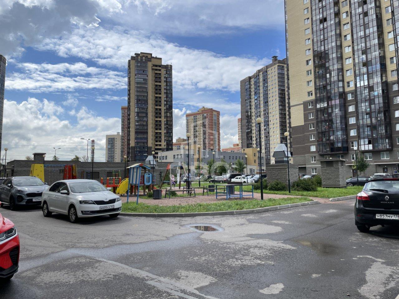 двухкомнатная квартира в Санкт-Петербурге по адресу: Славянская ул., 28, строение 1