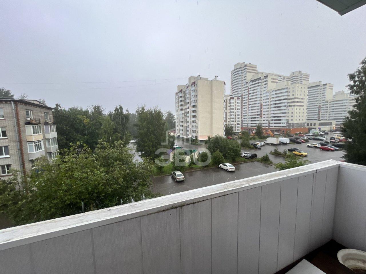 однокомнатная квартира в Санкт-Петербурге по адресу: Первого Мая ул., 75