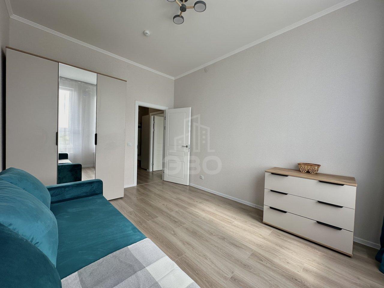 однокомнатная квартира в Санкт-Петербурге по адресу: Нины Петровой ул., 8, к 1