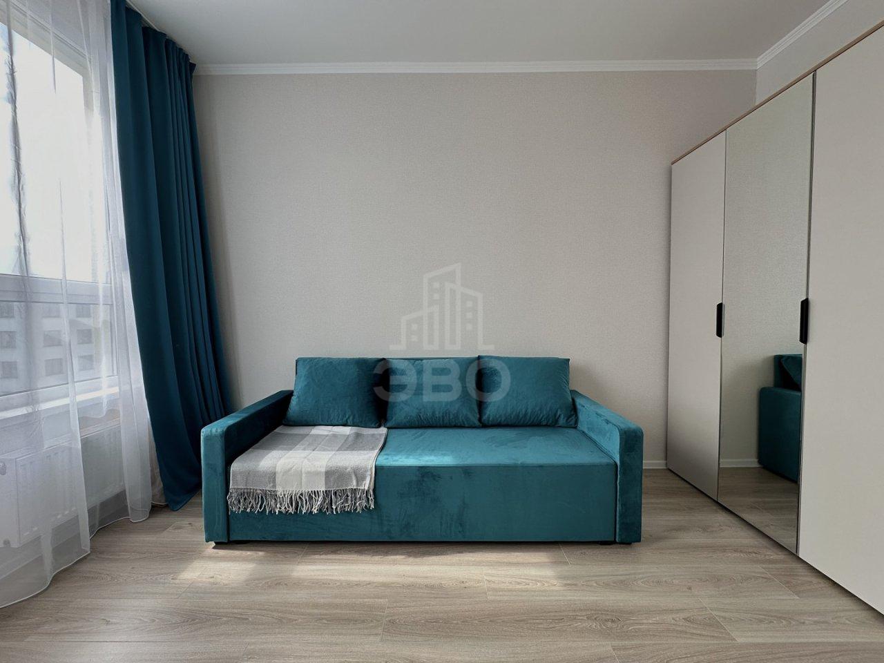 однокомнатная квартира в Санкт-Петербурге по адресу: Нины Петровой ул., 8, к 1