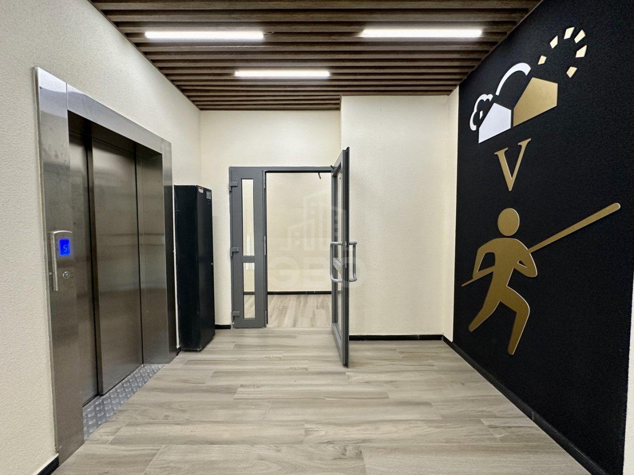 однокомнатная квартира в Санкт-Петербурге по адресу: Нины Петровой ул., 8, к 1