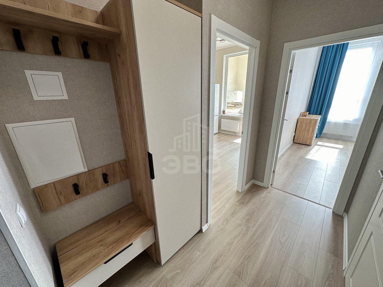 однокомнатная квартира в Санкт-Петербурге по адресу: Нины Петровой ул., 8, к 1