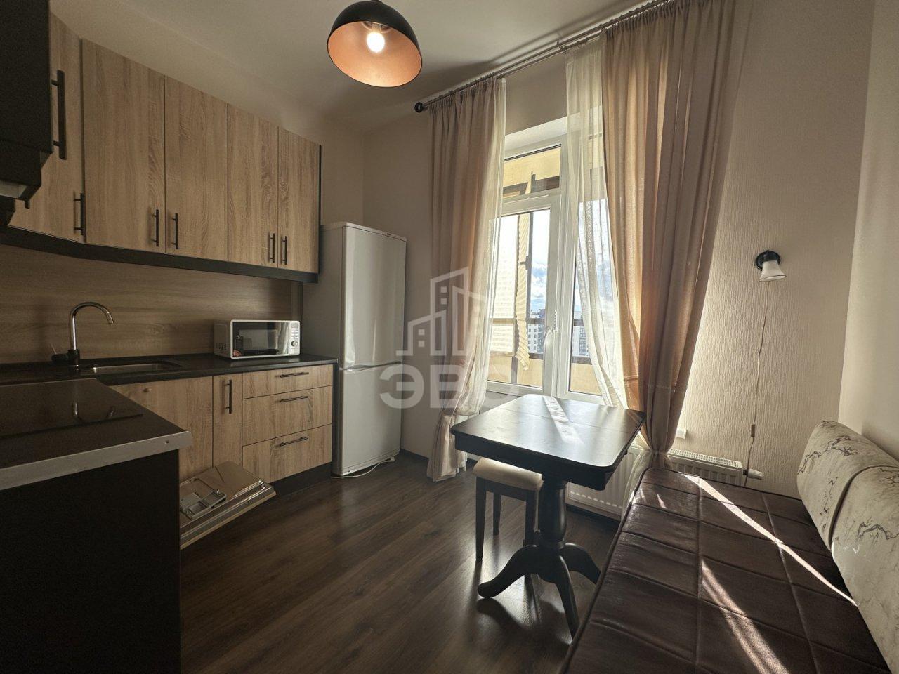 однокомнатная квартира в Санкт-Петербурге по адресу: Ветеранов проспект, 171, к 4